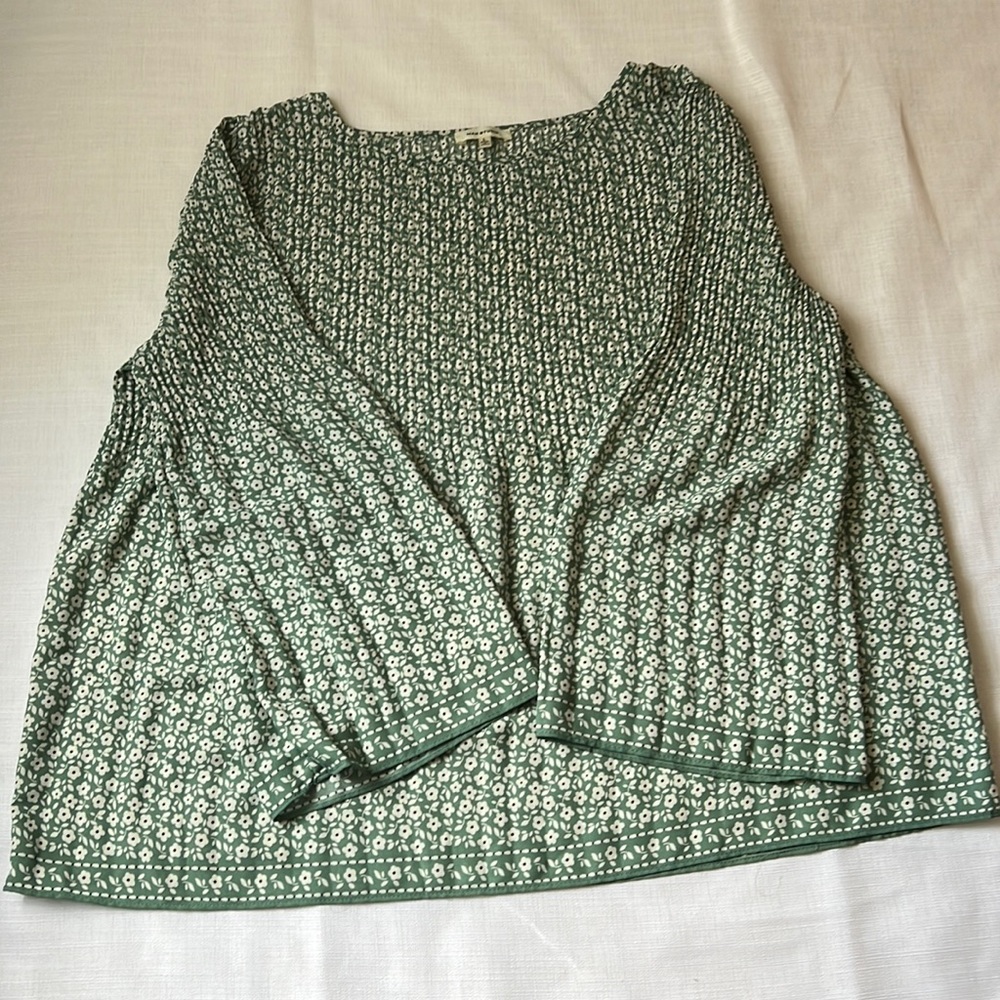 Max Studio Flower Blouse